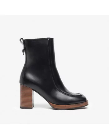 Stivaletto Donna NeroGiardini I308193D in Pelle Nero o Cuoio modello casual. Autunno Inverno 2023