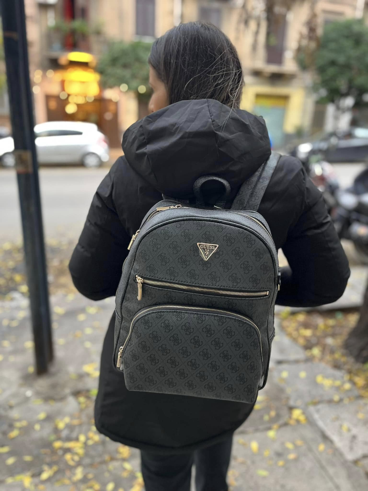 Zaino Guess in Pelle logata